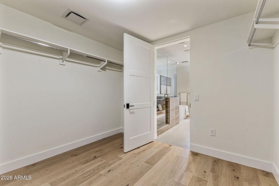 4849 N CAMELBACK RIDGE DR B108