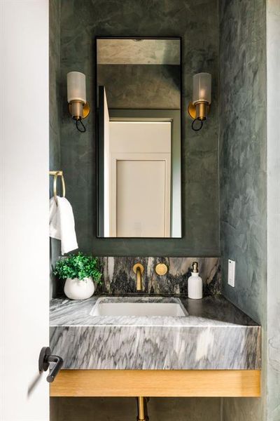 Furnished interior view inside a new home in , Dallas (Image 7). Furnished interior view inside a new home in , Dallas (Image 7).