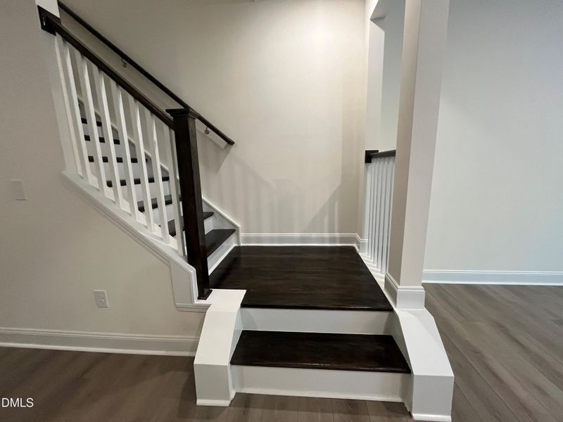 Stained Oak streads Stained Oak streads