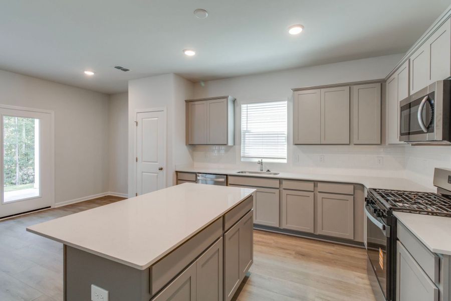 Furnished interior view inside a new home in Grand Arbor, Blythewood (Image 14).