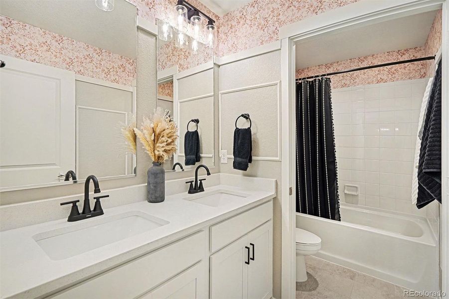 Full Bathroom for Secondary Bedrooms