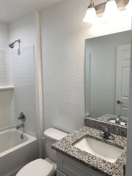 Furnished interior view inside a new home in , Ocklawaha (Image 11).