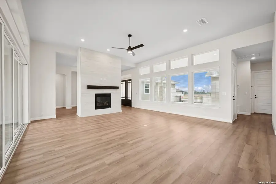 Spacious, unfurnished interior of a new home in Megans Landing – Half-Acre Homesites, Castroville (Image 8). Spacious, unfurnished interior of a new home in Megans Landing – Half-Acre Homesites, Castroville (Image 8).