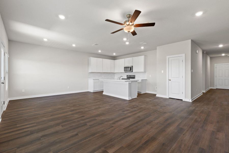 Open concept floorplan Open concept floorplan