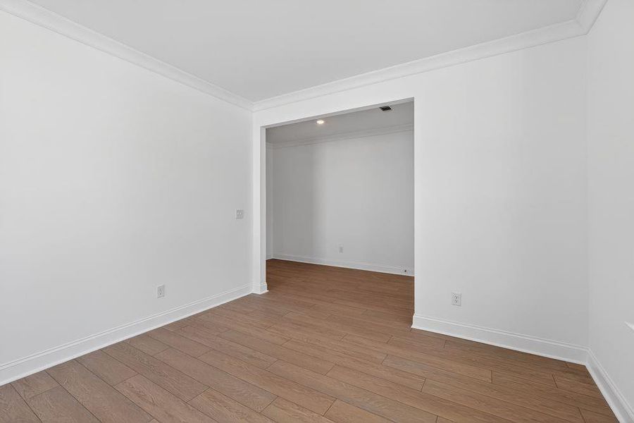 Spacious, unfurnished interior of a new home in Bailey Fence, Dacula (Image 24).