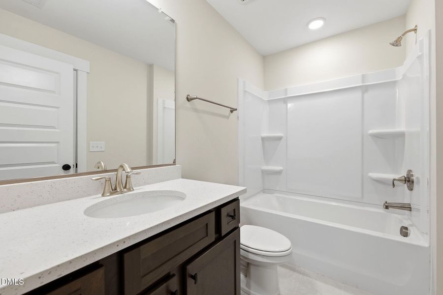 39-web-or-mls-_2109784