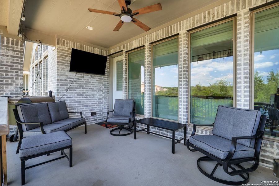 Exterior details and patio area of a home in Cibolo Canyons 50', San Antonio (Image 2). Exterior details and patio area of a home in Cibolo Canyons 50', San Antonio (Image 2).
