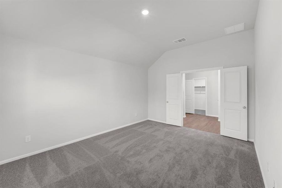 Spacious, unfurnished interior of a new home in ValleyBrooke, Mesquite (Image 35).