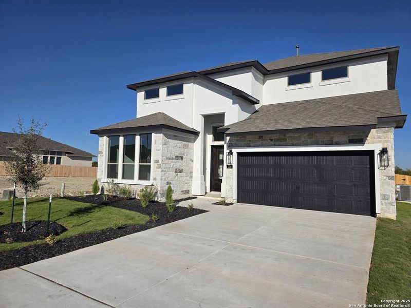 Image 7 of a home in Haby Hill 50s. Image 7 of a home in Haby Hill 50s.