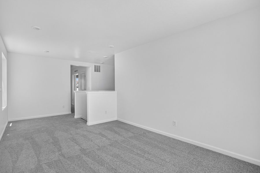 Spacious, unfurnished interior of a new home in Sterling Ranch Ascent Village, Littleton (Image 19). Spacious, unfurnished interior of a new home in Sterling Ranch Ascent Village, Littleton (Image 19).