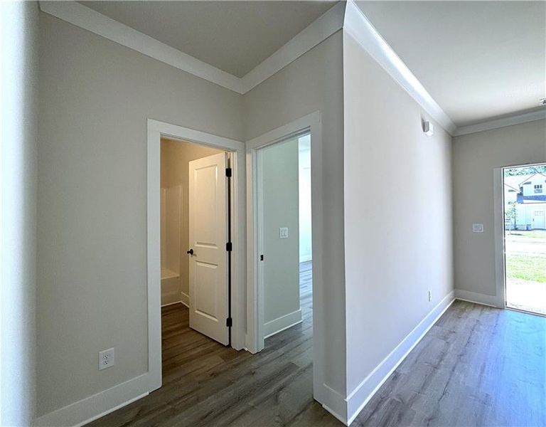 Spacious, unfurnished interior of a new home in , Cleveland (Image 13).