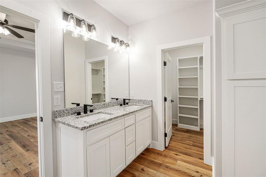 Furnished interior view inside a new home in , Mabank (Image 11).