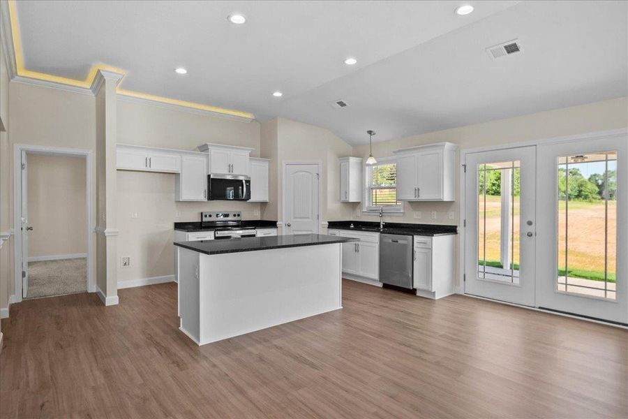 Furnished interior view inside a new home in Mills Gin, Campobello (Image 5).