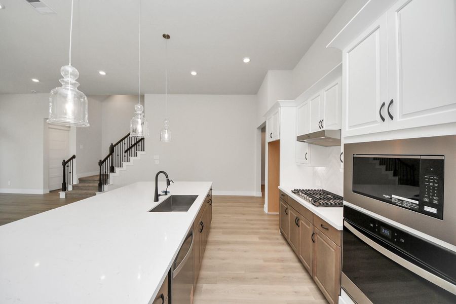 Representative model home photos shown for illustrative purposes only. Actual home, features, and finishes may vary. Home is currently under construction.