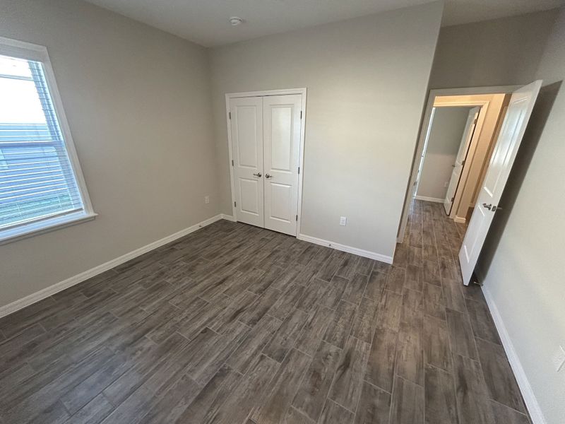Spacious, unfurnished interior of a new home in Brookshire Green, Kingsland (Image 11).