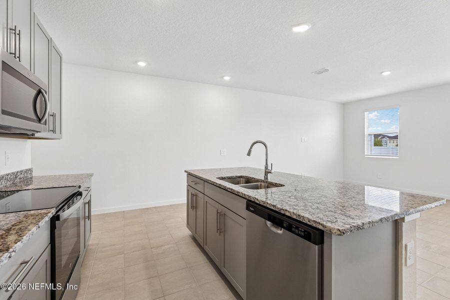 Furnished interior view inside a new home in , Middleburg (Image 9).