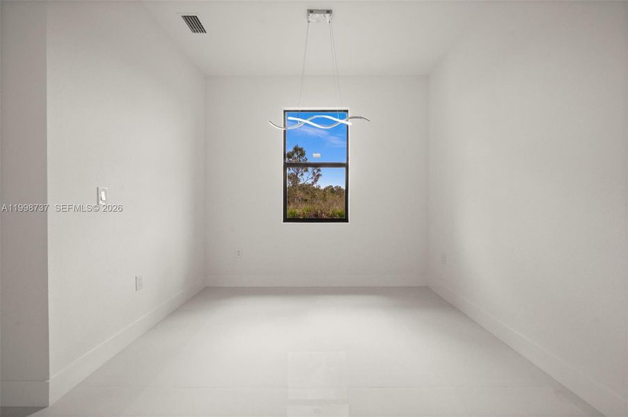 Spacious, unfurnished interior of a new home in , Lehigh Acres (Image 24).