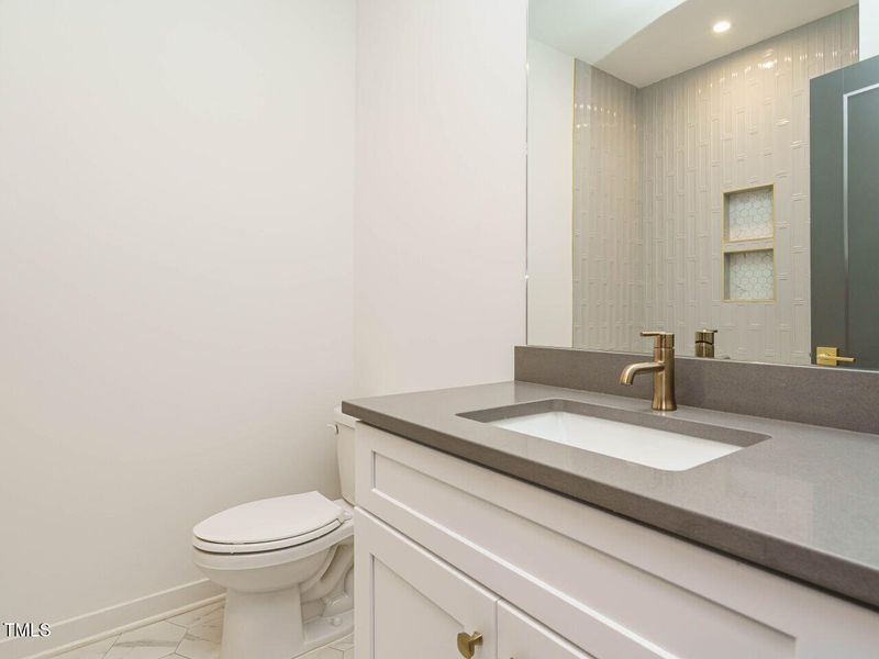 008-1280x960-bathroom 008-1280x960-bathroom