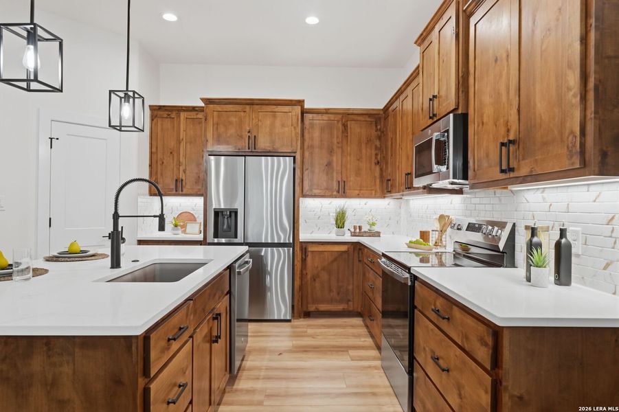 Furnished interior view inside a new home in , Canyon Lake (Image 14).