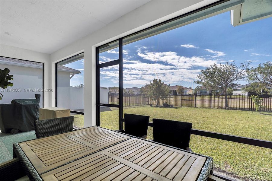 Exterior details and patio area of a home in , Loxahatchee (Image 24).
