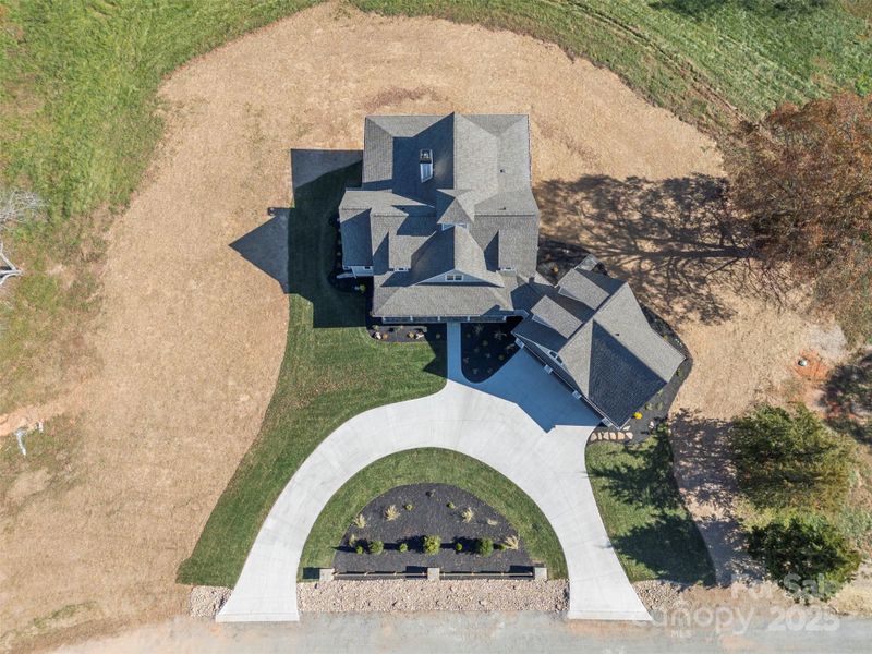 Image 38 of a home in .