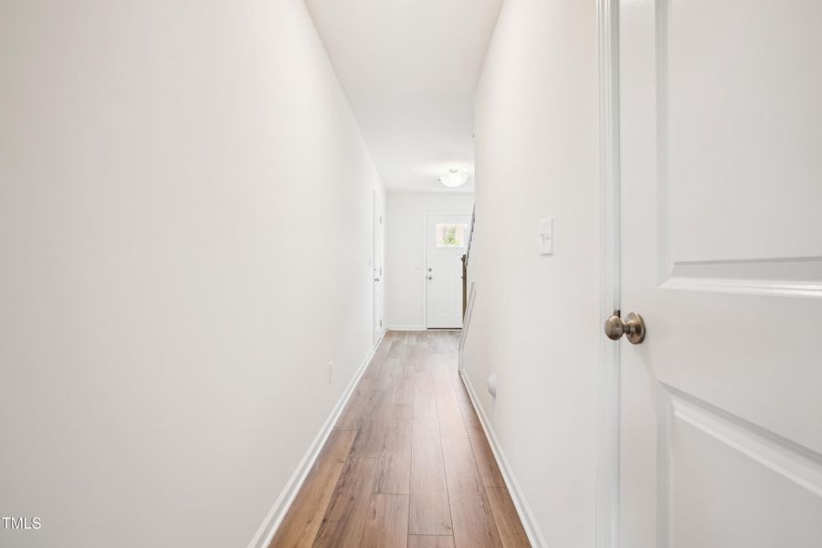 WEN3 - Linville - interiors-hall-_mg_066