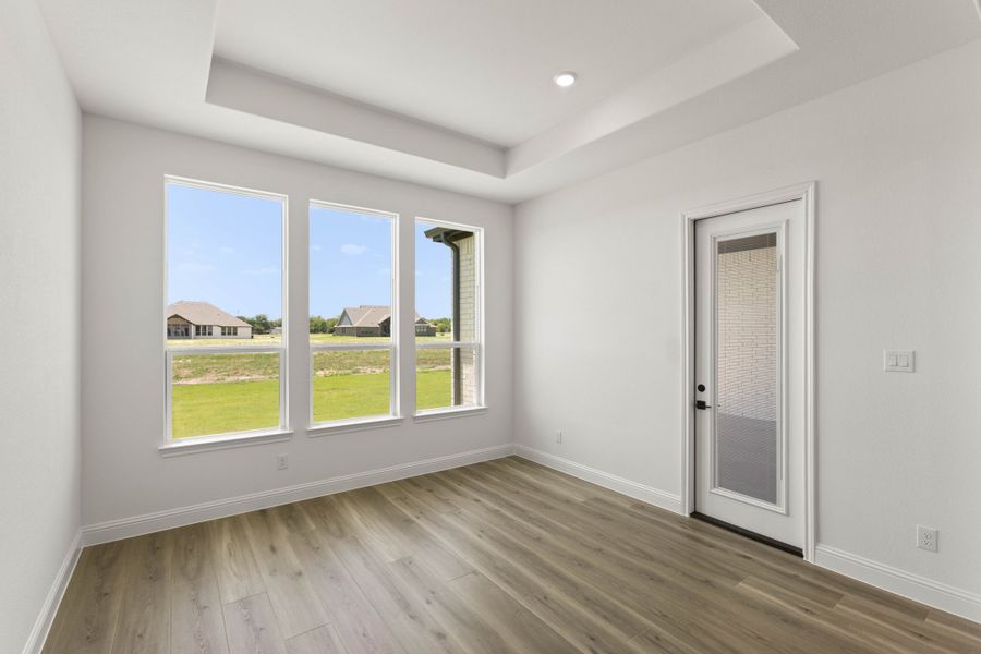 Spacious, unfurnished interior of a new home in Pecan Acres, Red Oak (Image 14). Spacious, unfurnished interior of a new home in Pecan Acres, Red Oak (Image 14).