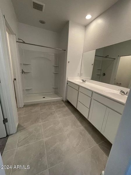 be26a25809345d9d1a207d7ff9a8e2f4-uncropp be26a25809345d9d1a207d7ff9a8e2f4-uncropp