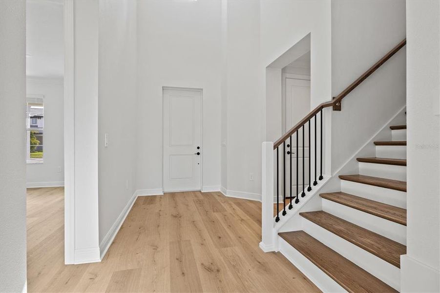 Spacious, unfurnished interior of a new home in Cassata Lakes, Nokomis (Image 45). Spacious, unfurnished interior of a new home in Cassata Lakes, Nokomis (Image 45).