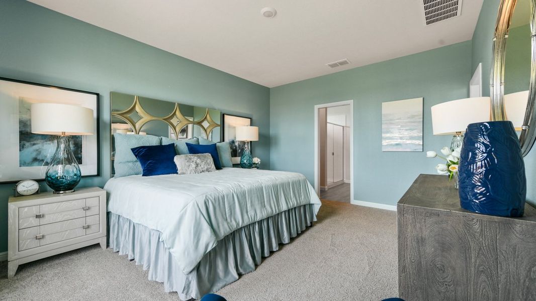 Furnished interior view inside a new home in Vista Point, Grandview (Image 18).