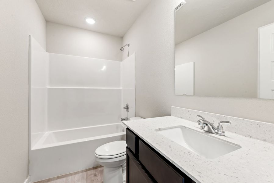 Furnished interior view inside a new home in Grand Lake, Snook (Image 8).