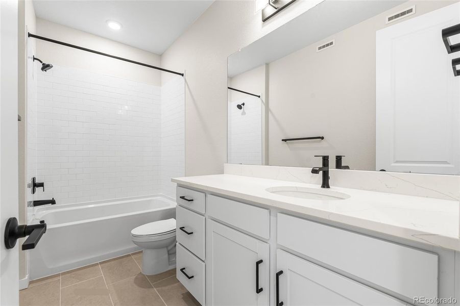 Furnished interior view inside a new home in Independence, Elizabeth (Image 5).