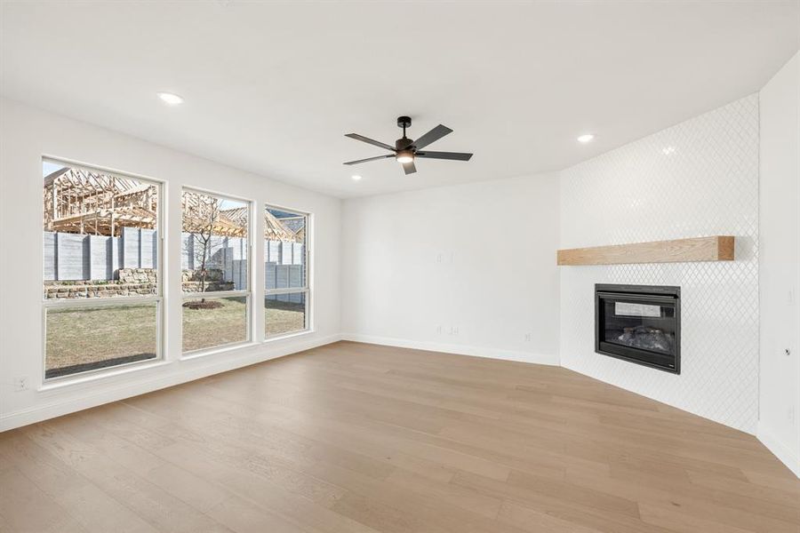 Spacious, unfurnished interior of a new home in Painted Tree Woodland District 50, McKinney (Image 21).
