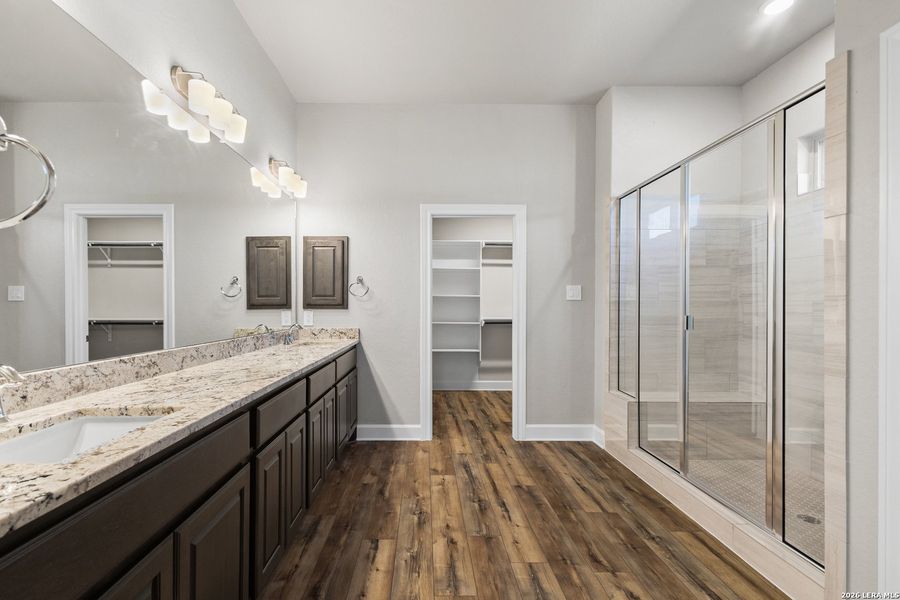 Furnished interior view inside a new home in Pradera Ridge, Floresville (Image 6).