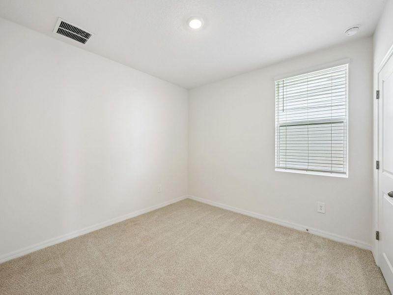 Spacious, unfurnished interior of a new home in Two Rivers - Premier Series, Zephyrhills (Image 17).