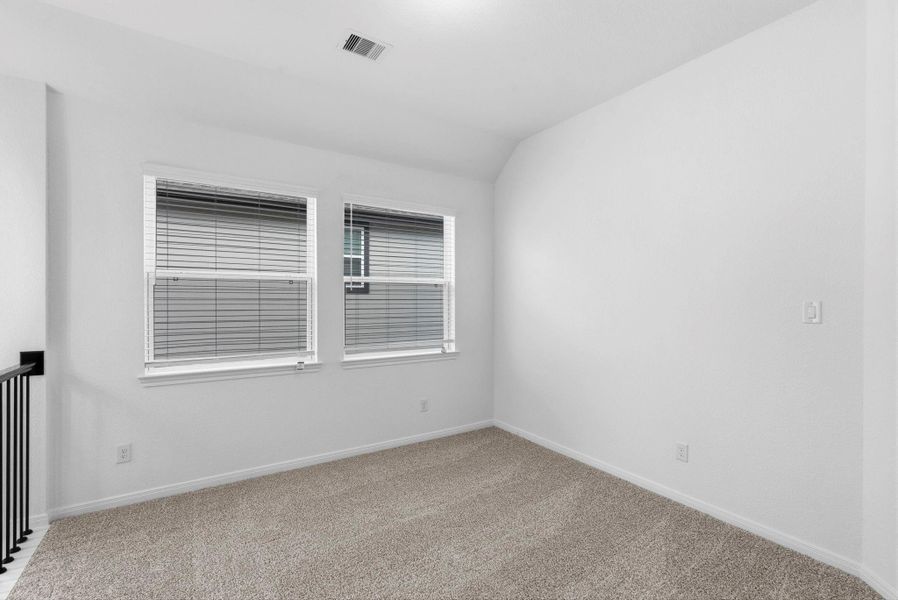 Spacious, unfurnished interior of a new home in Woodforest, Montgomery (Image 16).