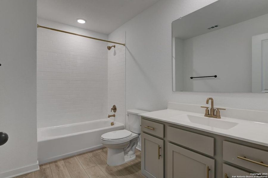 Furnished interior view inside a new home in , Schertz (Image 7).