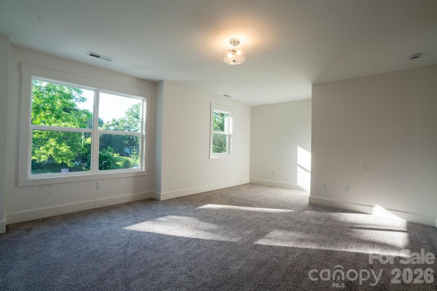 Spacious, unfurnished interior of a new home in , Asheville (Image 9).