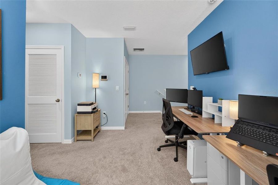 Furnished interior view inside a new home in Mangrove Point, Apollo Beach (Image 44).