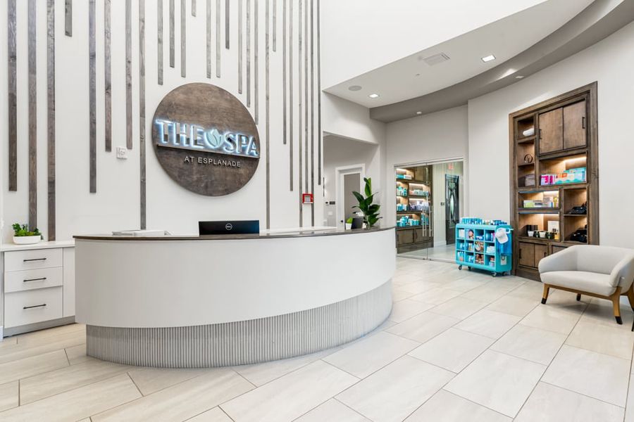 Community amenities in Esplanade at Azario Lakewood Ranch, Bradenton (Image 34).
