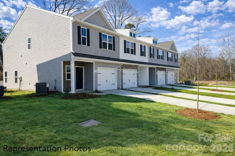 Image 25 of a home in .