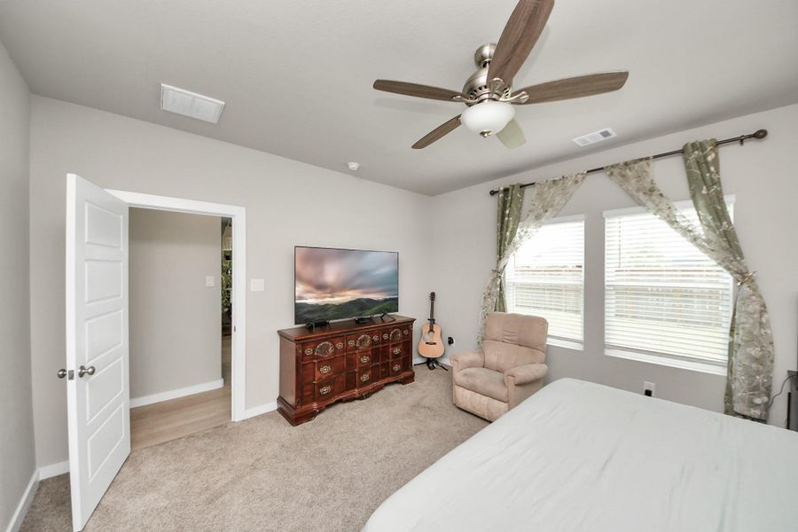 Furnished interior view inside a new home in Heights of Barbers Hill, Baytown (Image 10).