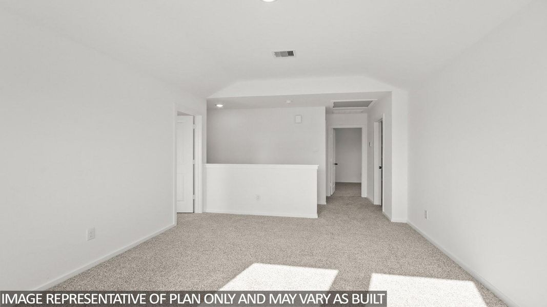 Spacious, unfurnished interior of a new home in Venetian Pines, Conroe (Image 10).