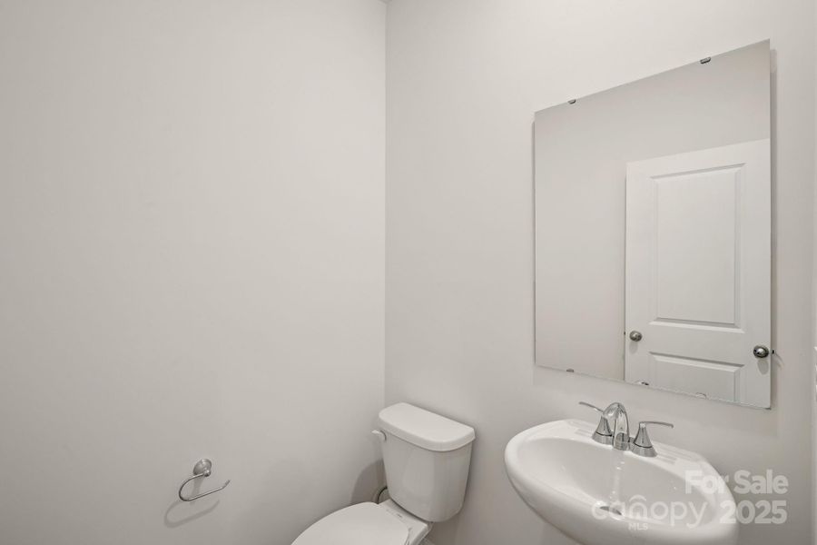 Furnished interior view inside a new home in Oxford Station, Salisbury (Image 8).