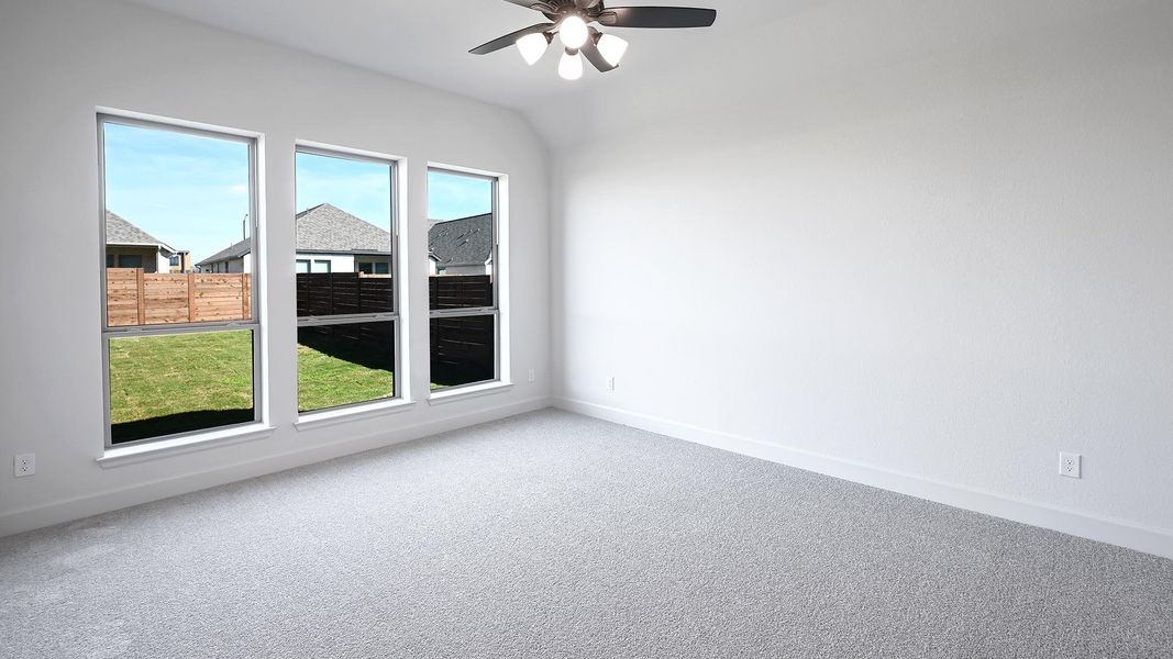Spacious, unfurnished interior of a new home in Juniper Springs, Lockhart (Image 15).