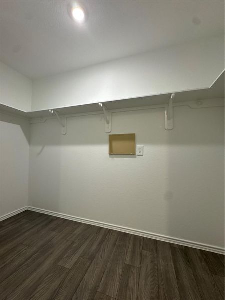 Spacious, unfurnished interior of a new home in Santa Fe, Cleveland (Image 29).