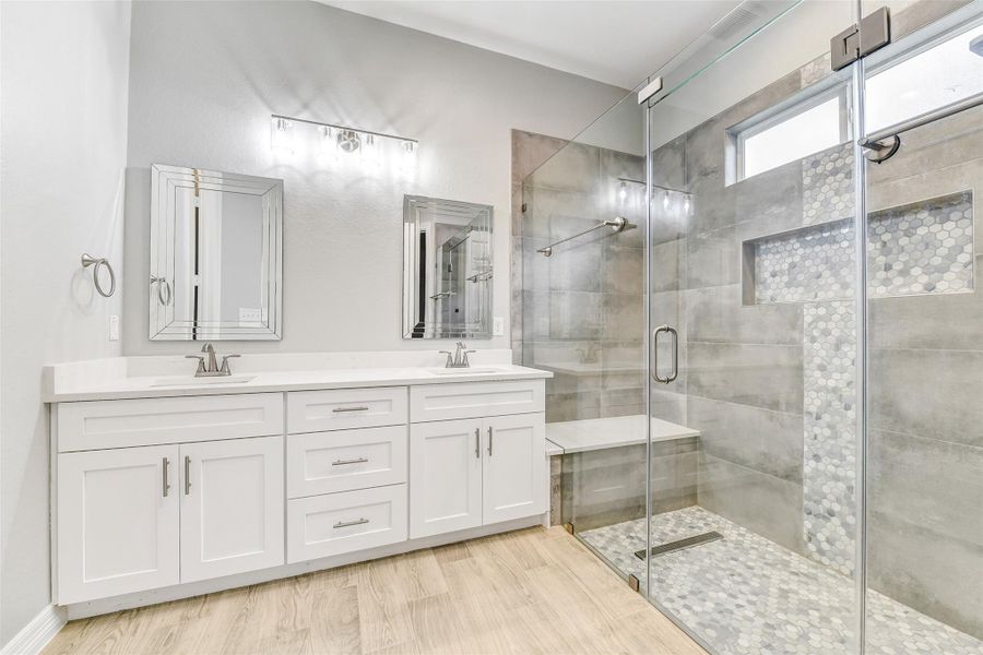 Furnished interior view inside a new home in , La Marque (Image 8).