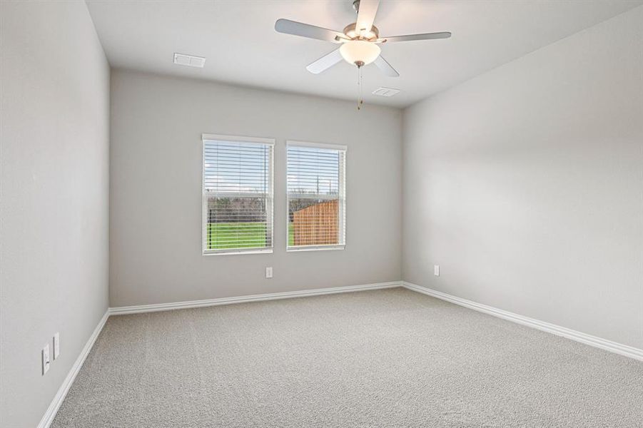 Photo is not of the actual home, but is an inspirational photo of builder’s model home and may depict options, furnishings, and/or decorator features that are not included. Photo is not of the actual home, but is an inspirational photo of builder’s model home and may depict options, furnishings, and/or decorator features that are not included.
