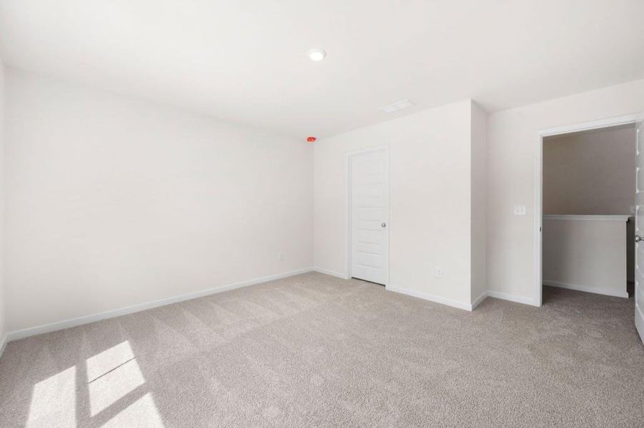 Spacious, unfurnished interior of a new home in Jefferson Street, Austell (Image 16).