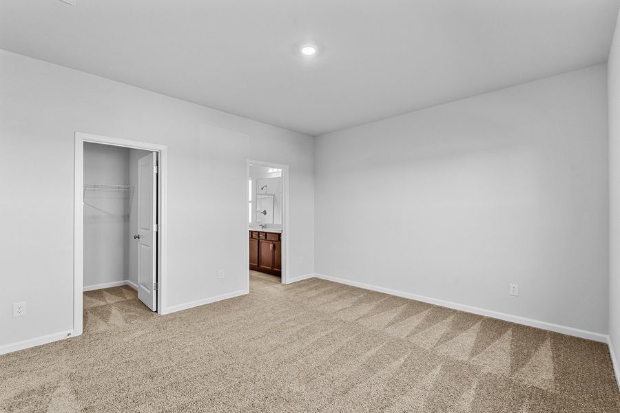 Spacious, unfurnished interior of a new home in Fieldstone, Lexington (Image 22). Spacious, unfurnished interior of a new home in Fieldstone, Lexington (Image 22).
